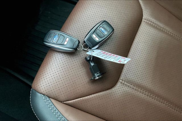 Used 2023 Subaru Forester Touring image 11