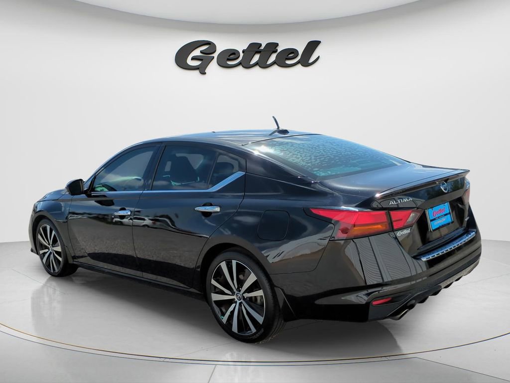 Certified 2020 Nissan Altima 2.0 Platinum image 6