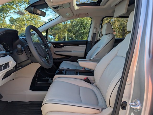 New 2026 Honda Odyssey Touring image 15
