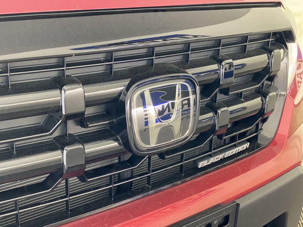 Used 2025 Honda Ridgeline Black Edition image 37