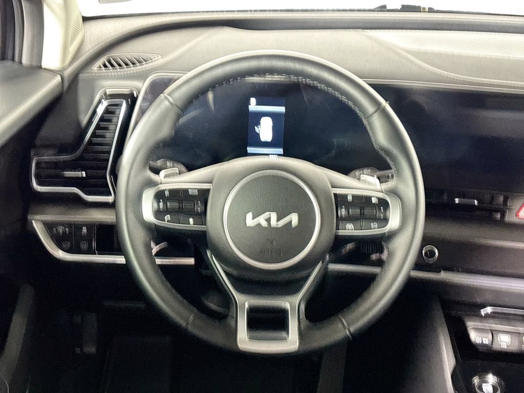 Used 2025 Kia Sportage EX w/ EX Premium Package image 13