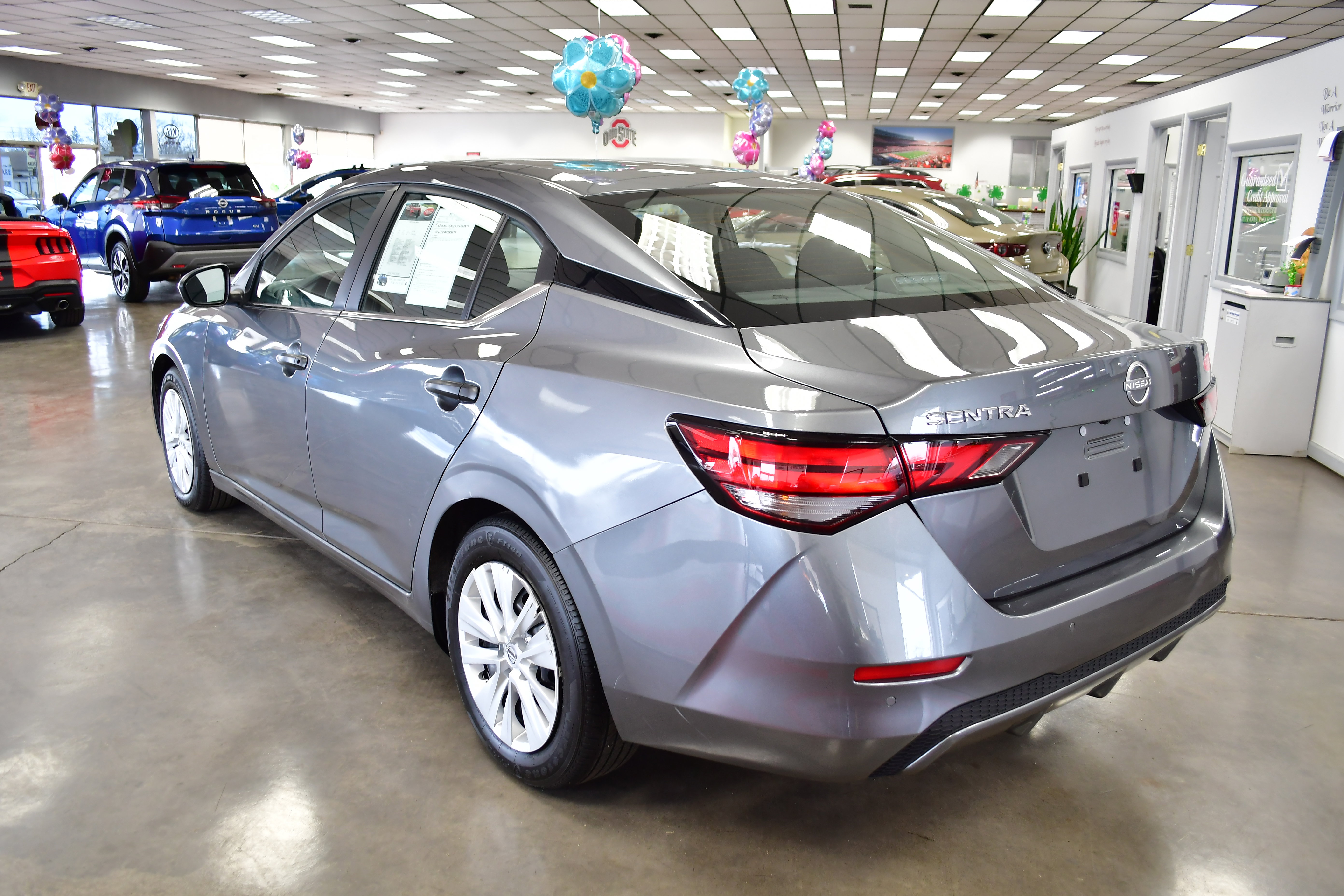 Used 2025 Nissan Sentra S image 5