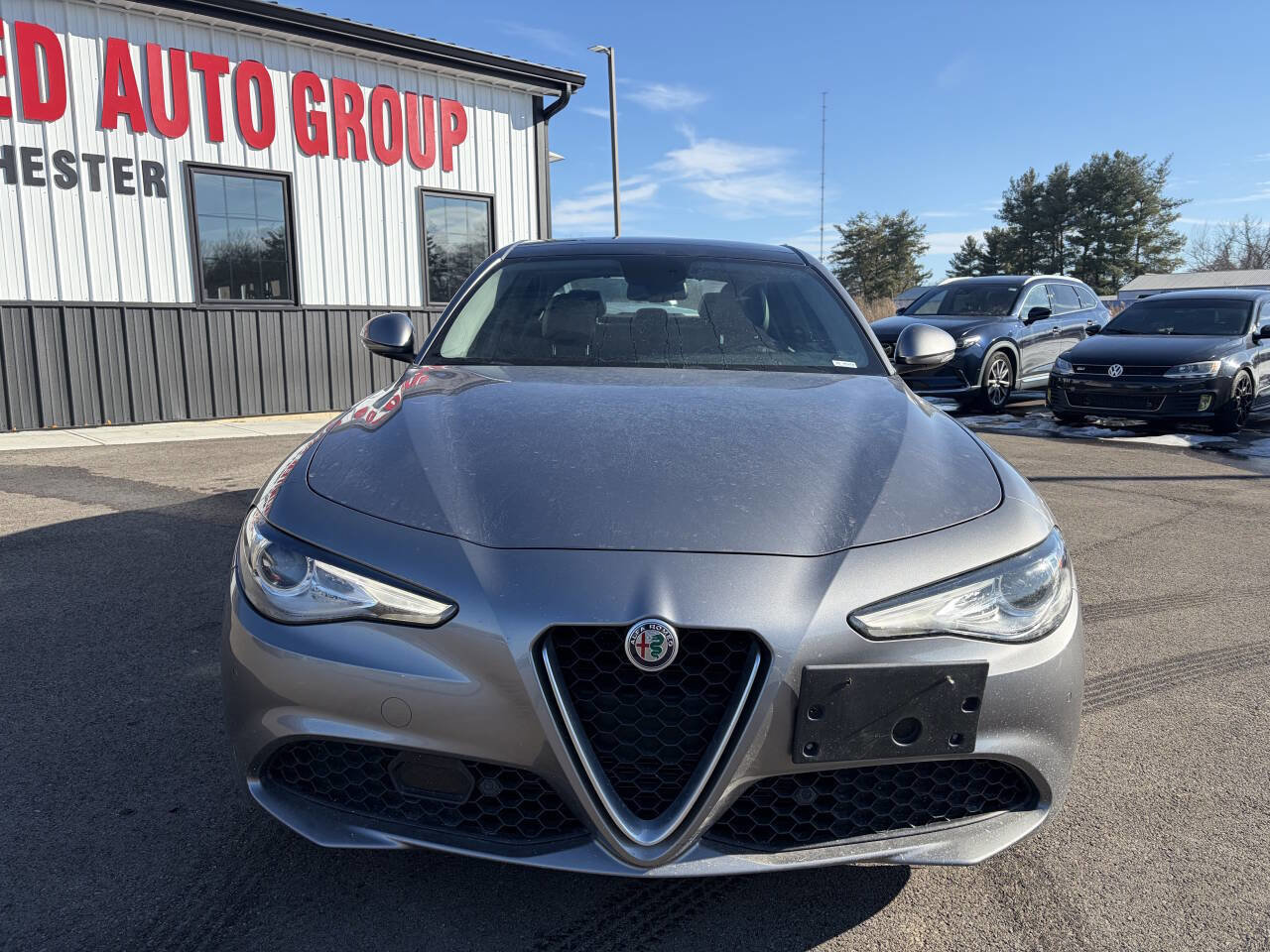 Used 2018 Alfa Romeo Giulia AWD image 3