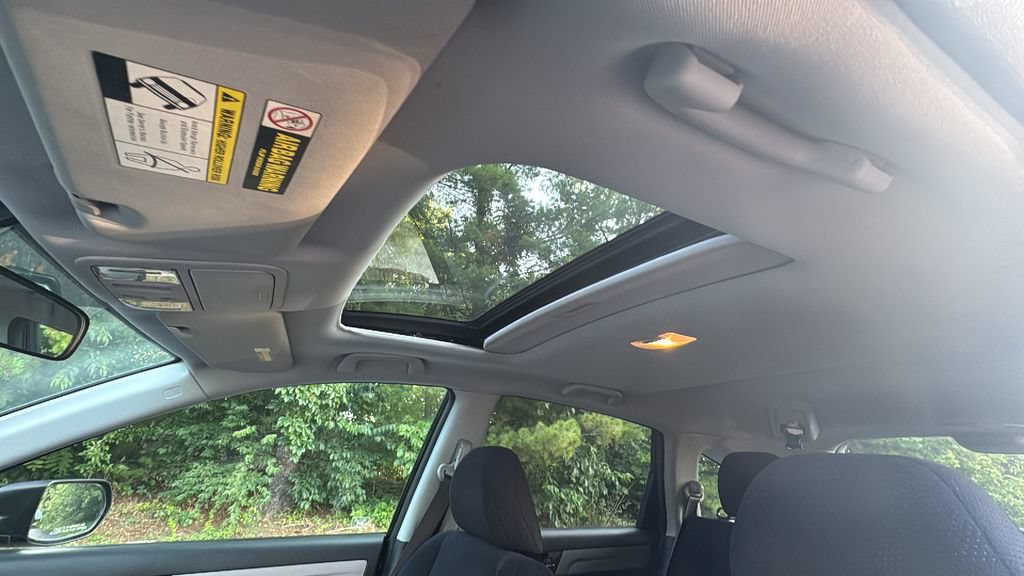 Used 2011 Honda CR-V EX image 18