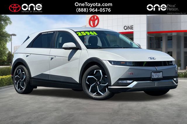 Used 2024 Hyundai Ioniq 5 SEL RWD image 1