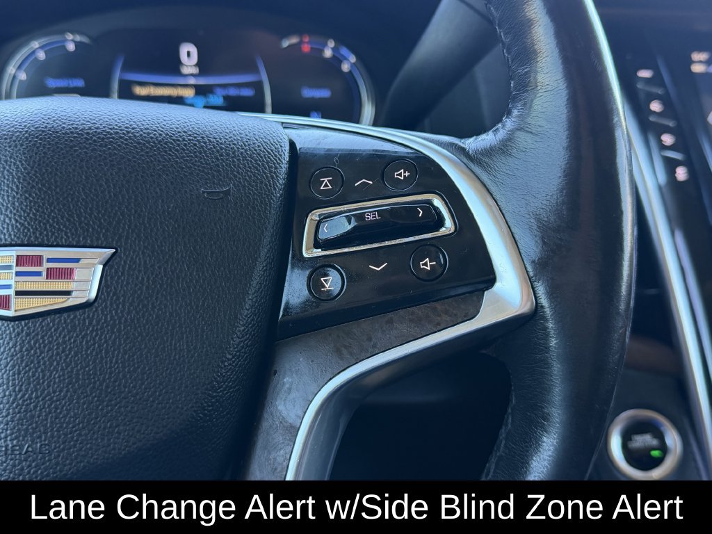 Used 2020 Cadillac Escalade Luxury RWD image 16