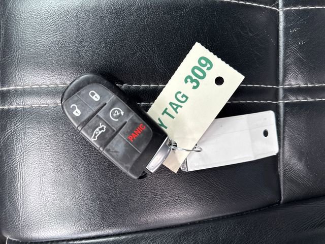 Used 2014 Chrysler 300 S image 29