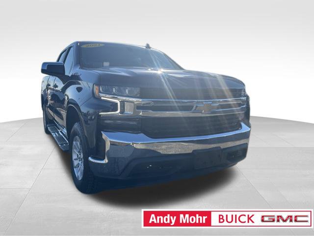 Used 2021 Chevrolet Silverado 1500 LT w/ Convenience Package II AWD/4WD image 3