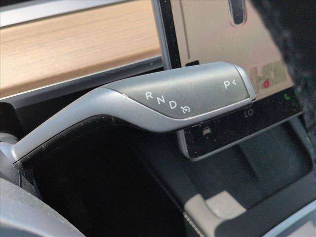 Used 2023 Tesla Model Y Long Range AWD/4WD image 12
