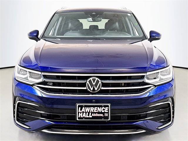 Used 2023 Volkswagen Tiguan SEL R-Line image 2