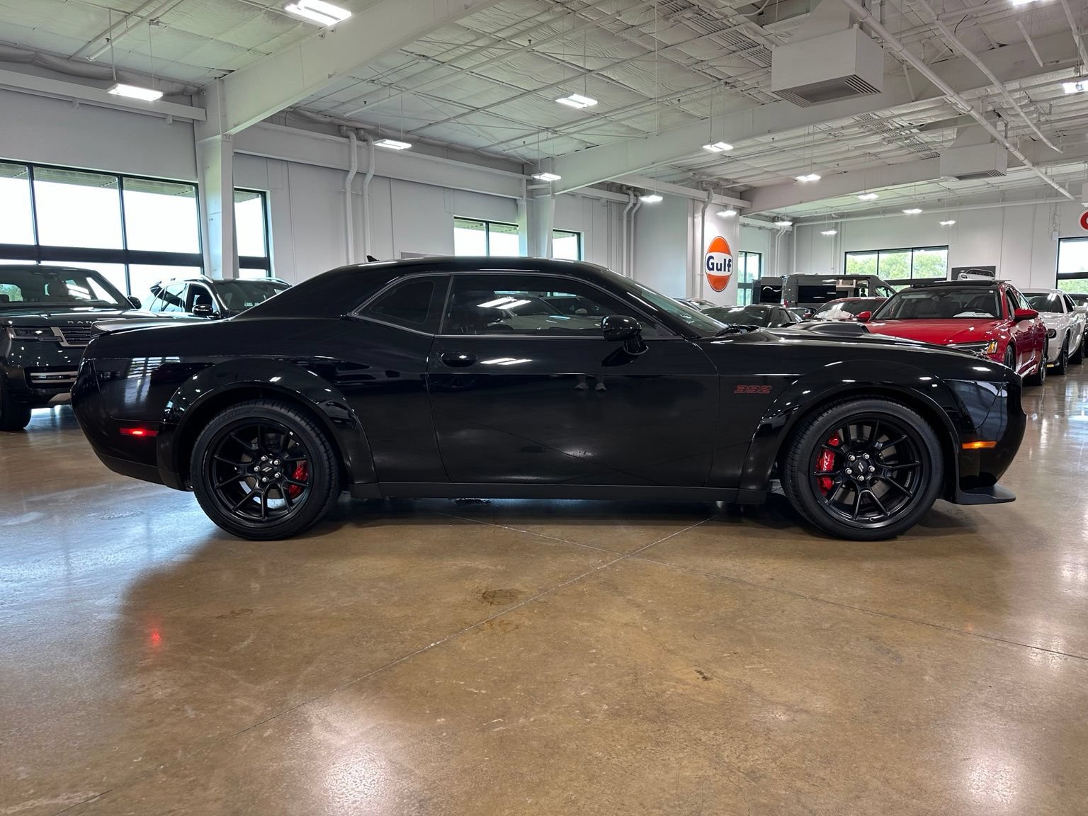 Used 2023 Dodge Challenger R/T Scat Pack RWD image 9