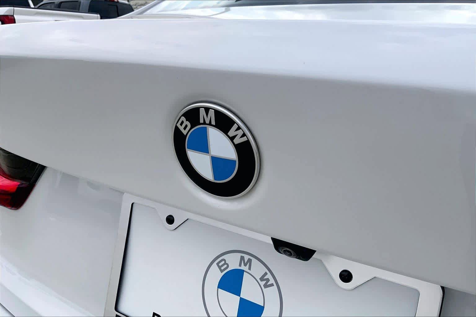 Used 2024 BMW 330i Sedan image 30