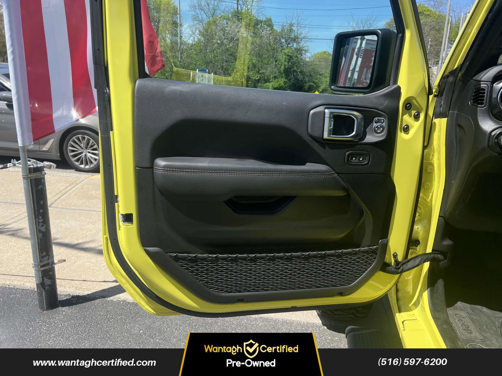 Used 2022 Jeep Wrangler Unlimited Rubicon w/ Xtreme Recon 35" Tire Package image 17