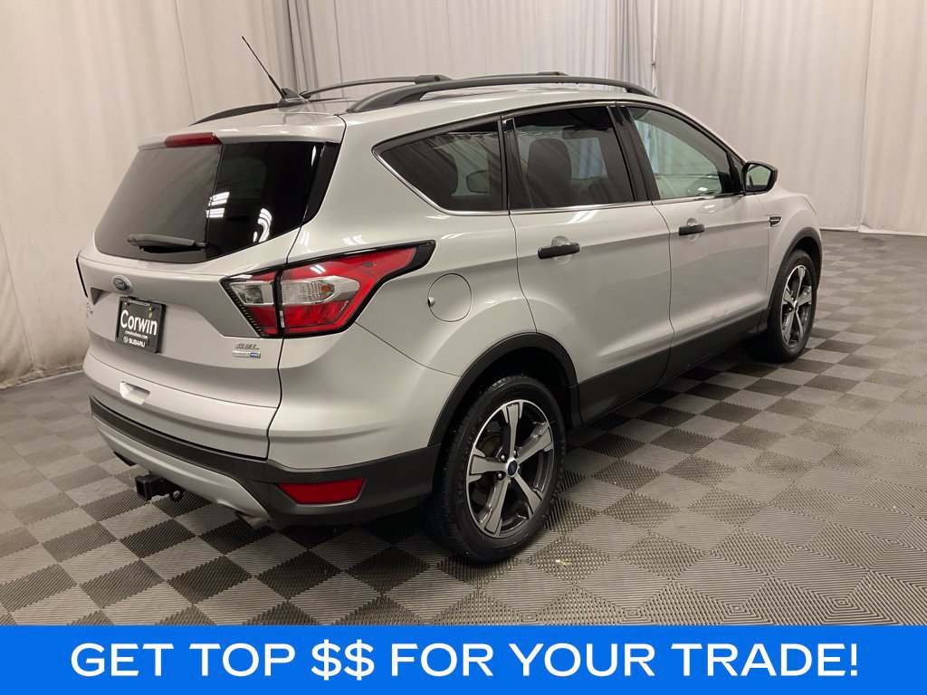 Used 2018 Ford Escape SEL w/ Ford Safe & Smart Package AWD/4WD image 3