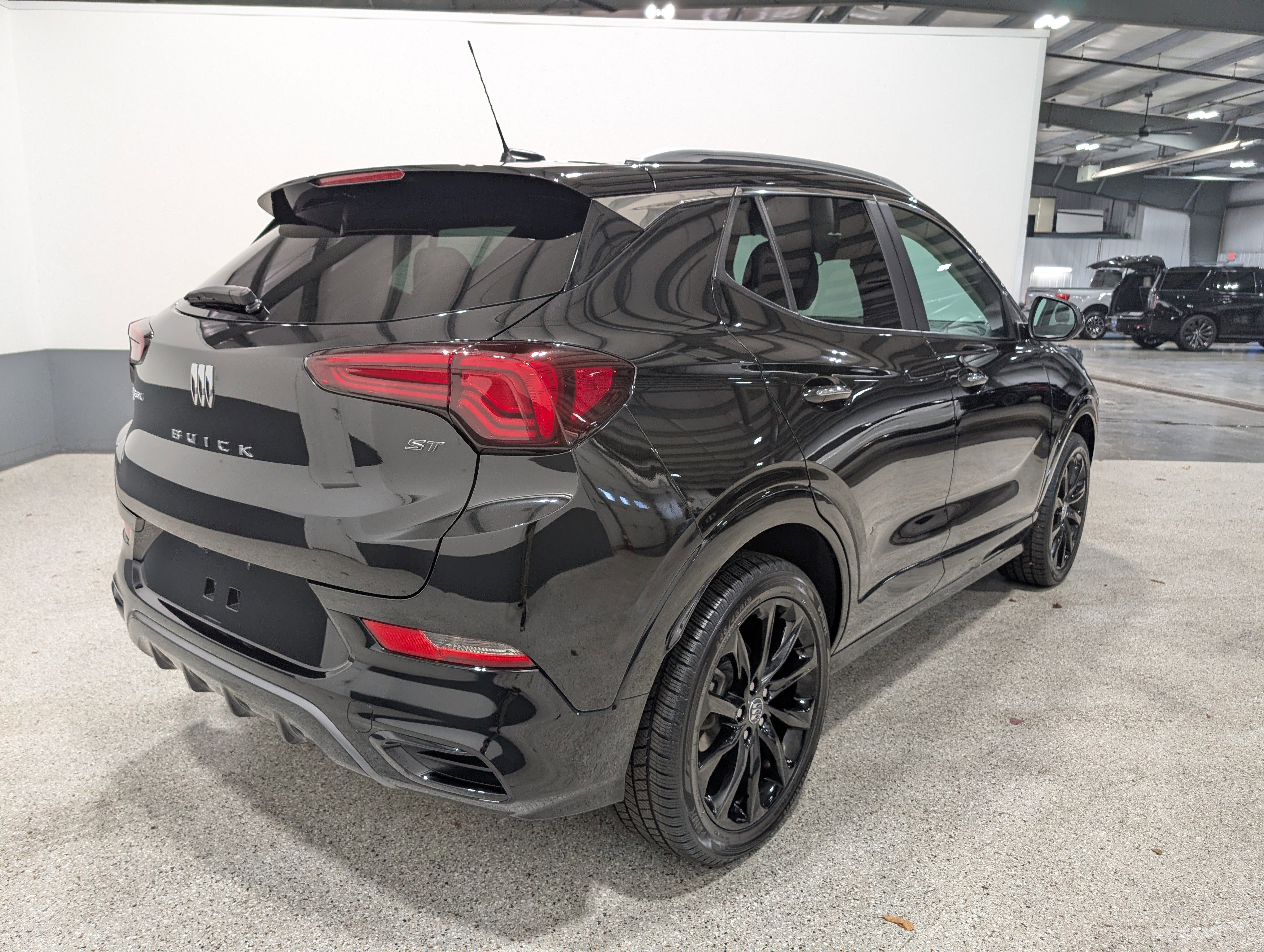 Used 2024 Buick Encore GX Sport Touring w/ Experience Buick Package image 3