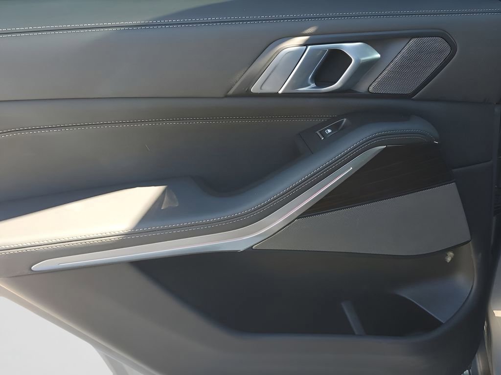 Certified 2026 BMW X5 sDrive40i image 43