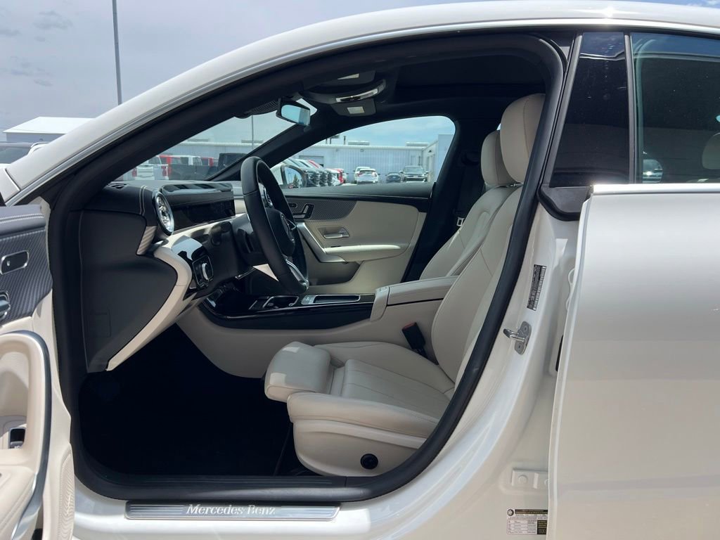 Certified 2025 Mercedes-Benz CLA 250 4MATIC image 9
