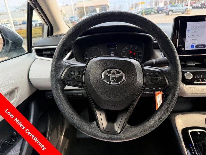 Used 2023 Toyota Corolla LE image 14