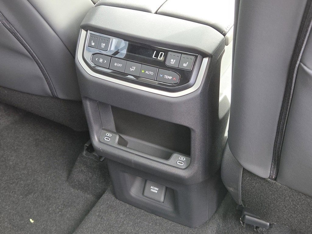 New 2026 Lexus TX 500h AWD image 42