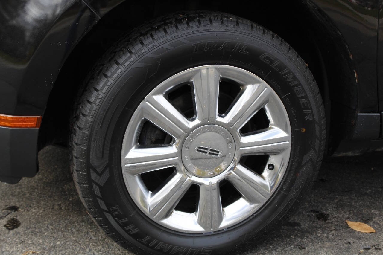 Used 2008 Lincoln MKX AWD image 17