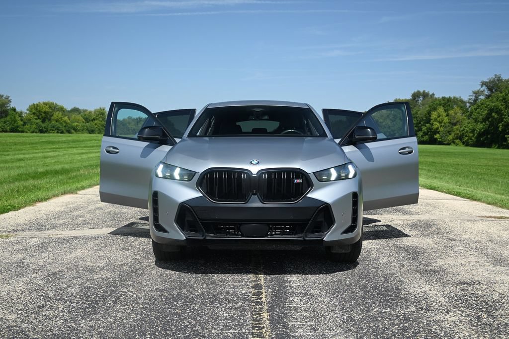Used 2024 BMW X6 M60i AWD/4WD image 9