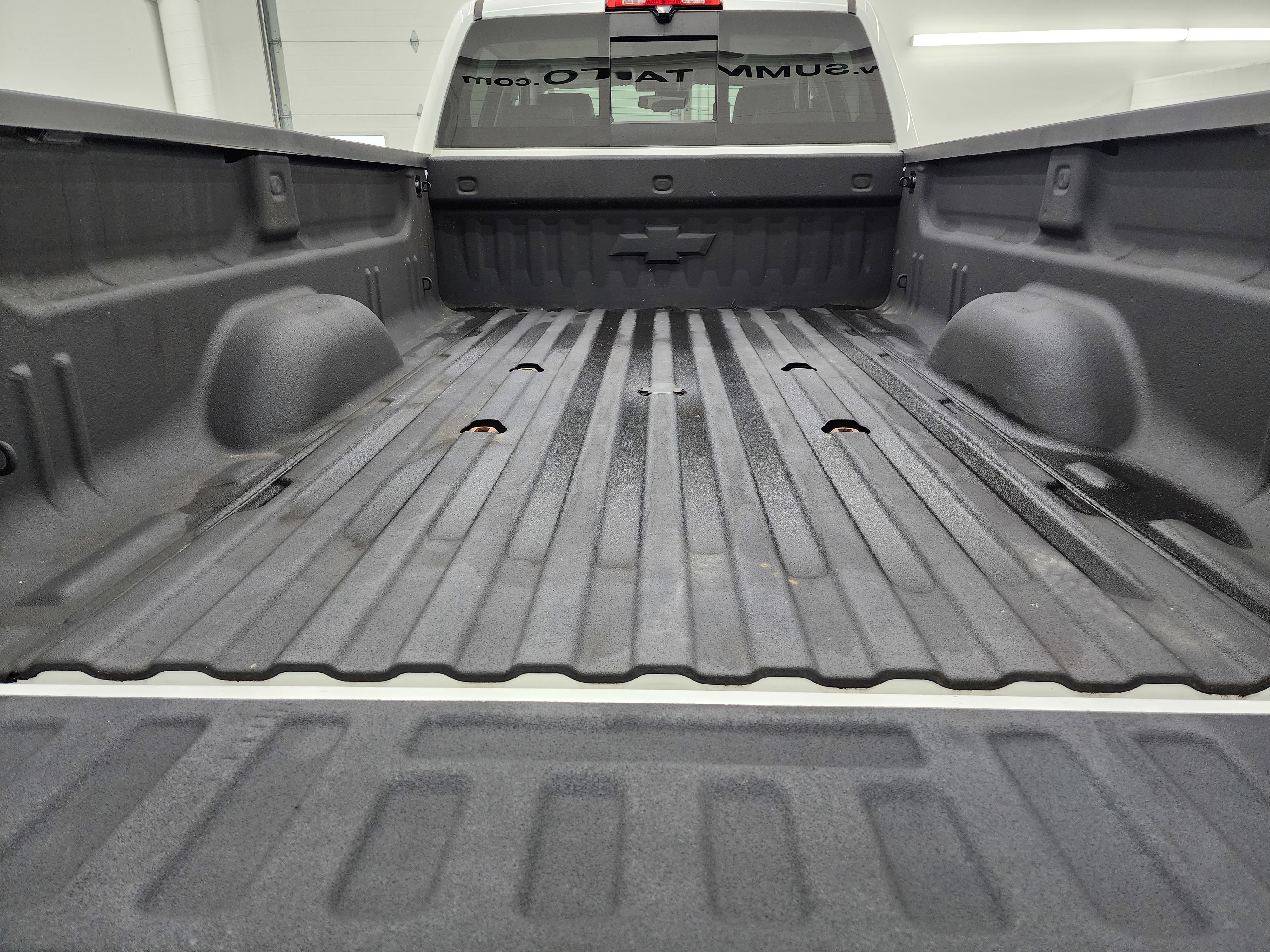 Used 2018 Chevrolet Silverado 3500 High Country w/ Duramax Plus Package image 27