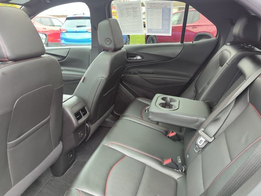 Certified 2023 Chevrolet Equinox RS w/ RS Leather Package image 19