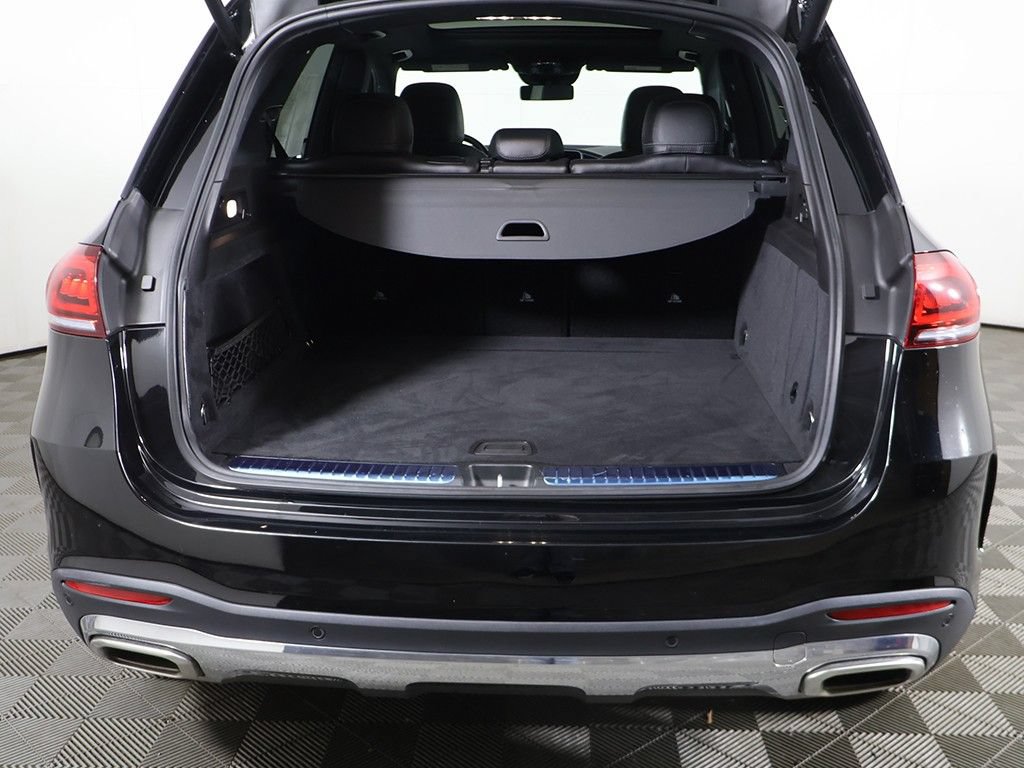 Used 2022 Mercedes-Benz GLE 450 4MATIC w/ AMG Line Exterior image 17