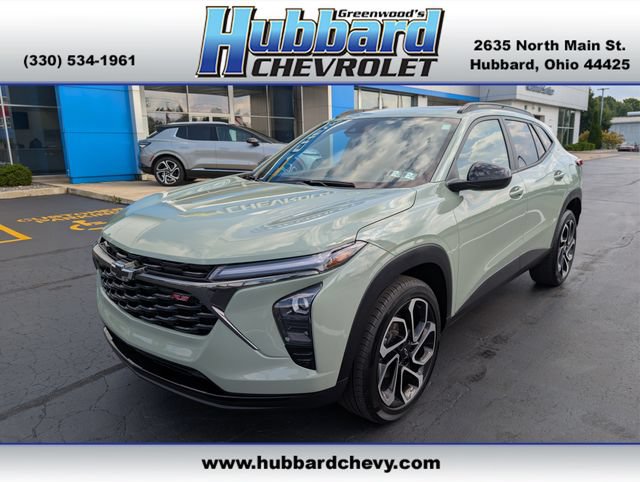 Used 2024 Chevrolet Trax RS w/ Sunroof Package FWD image 1