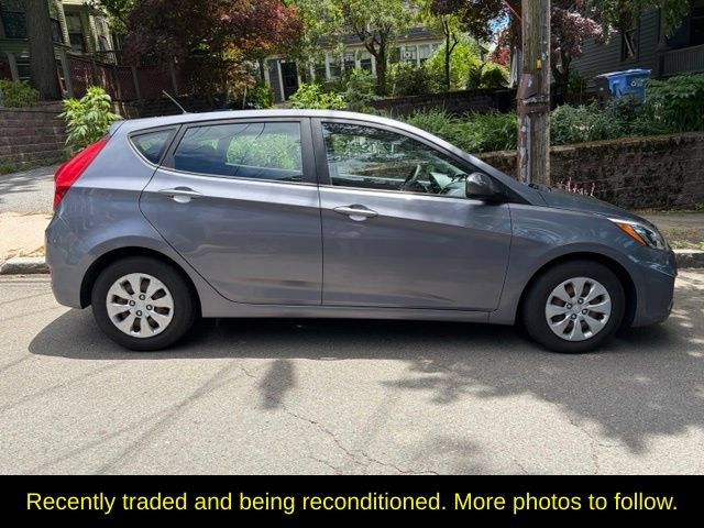 Used 2017 Hyundai Accent SE FWD image 5