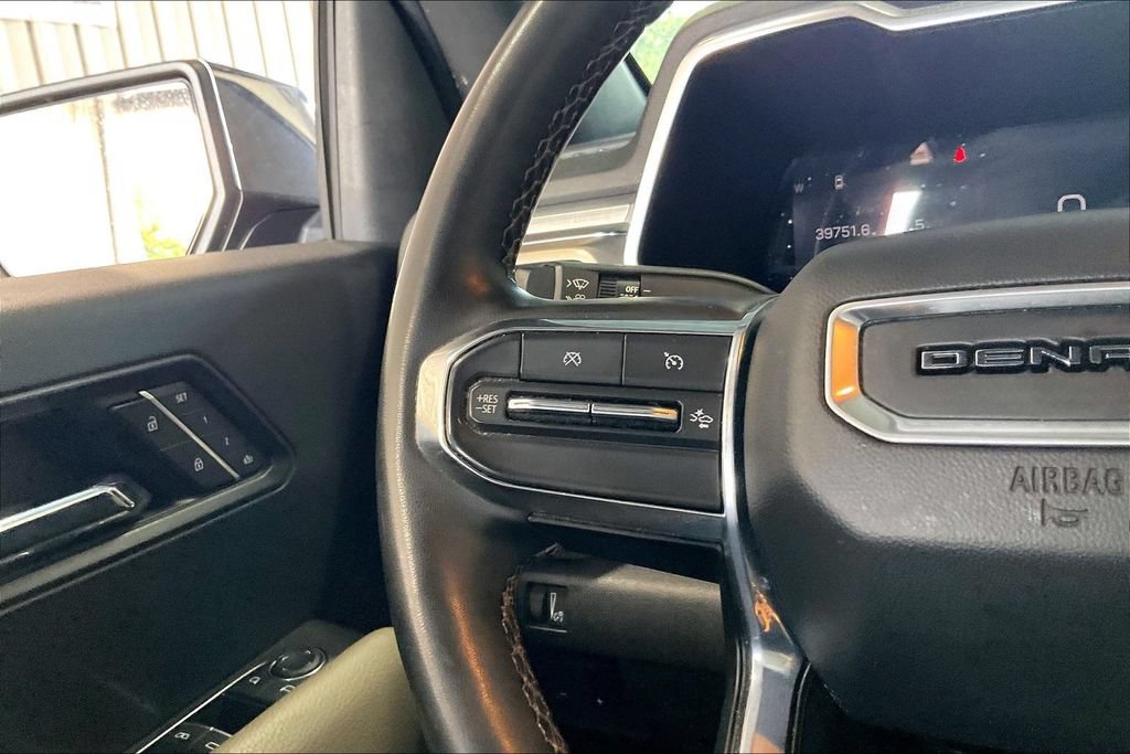 Used 2023 GMC Canyon Denali AWD/4WD image 8