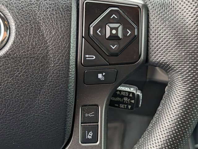 Certified 2023 Toyota Tacoma TRD Off-Road AWD/4WD image 19
