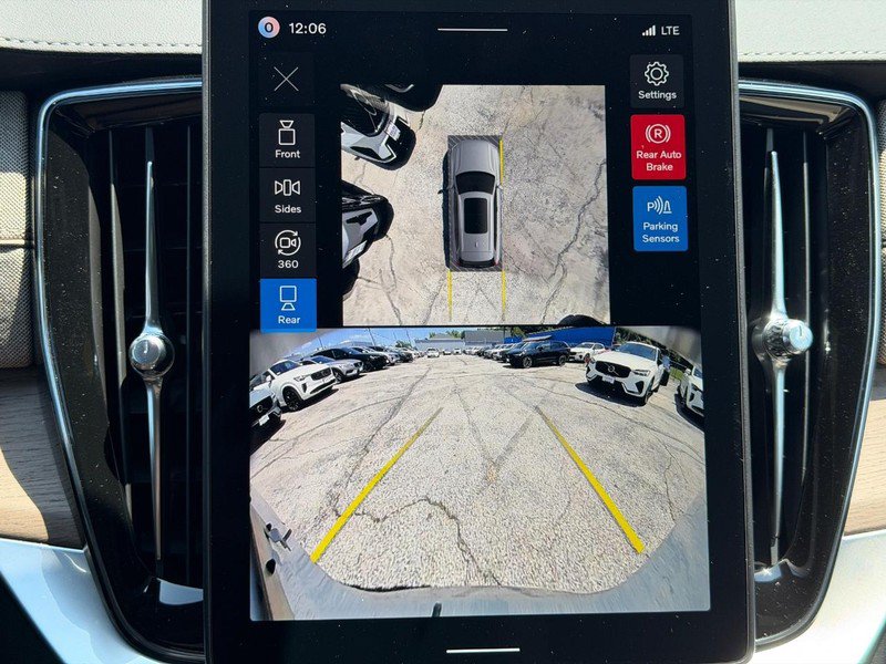 New 2026 Volvo XC90 T8 Plus w/ Protection Package AWD/4WD image 14