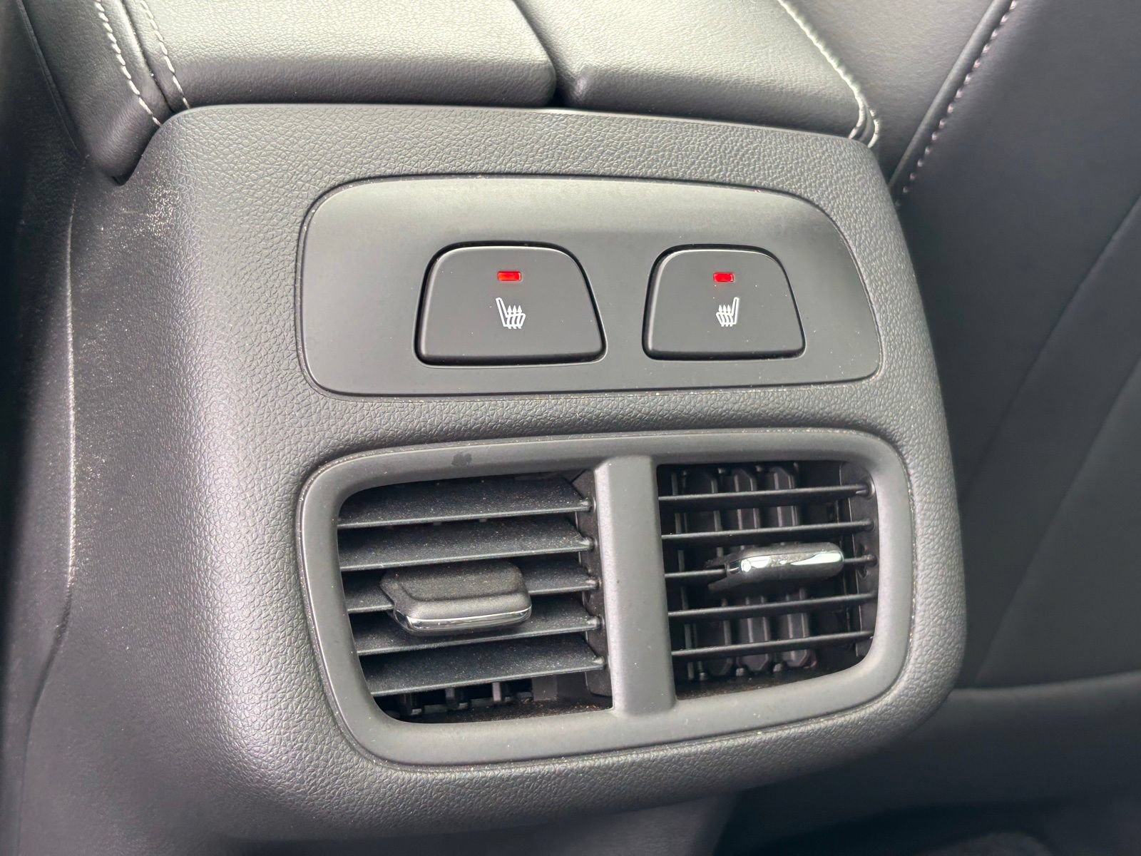 Used 2023 Buick Envision Avenir AWD/4WD image 17