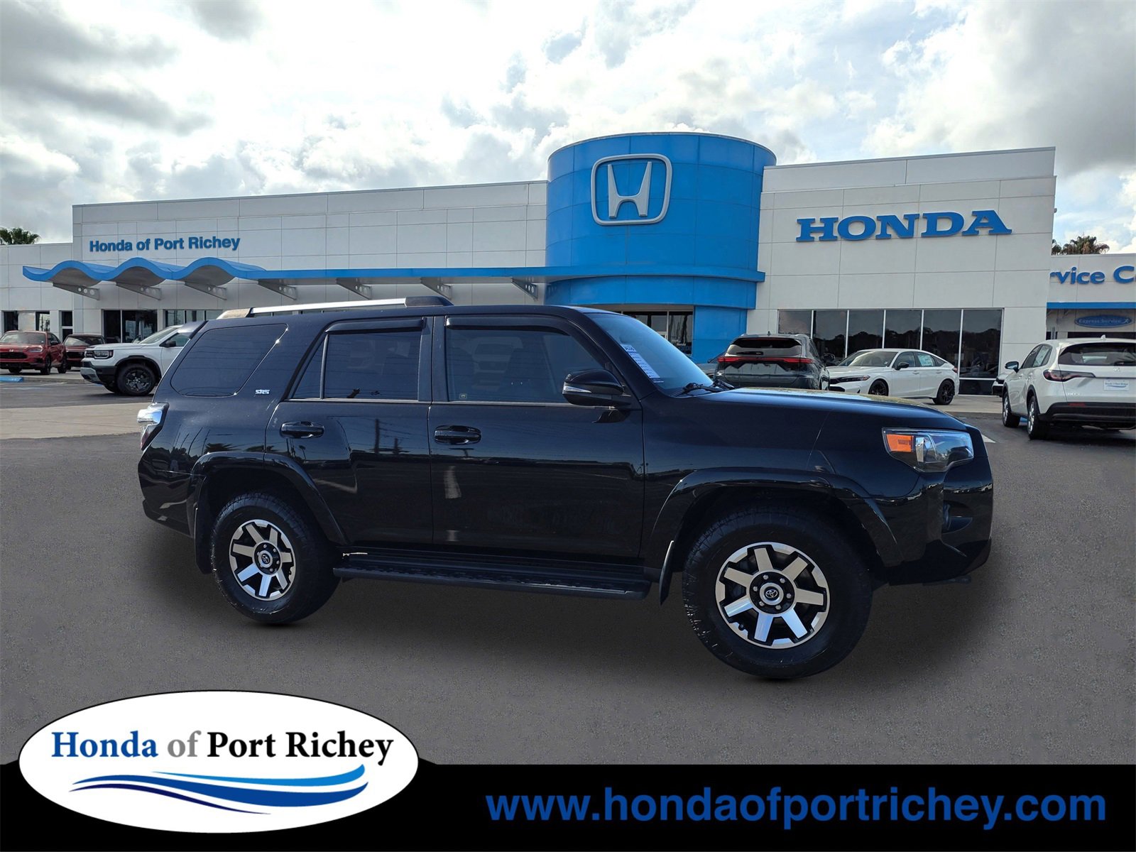 Used 2019 Toyota 4Runner SR5 Premium image 1