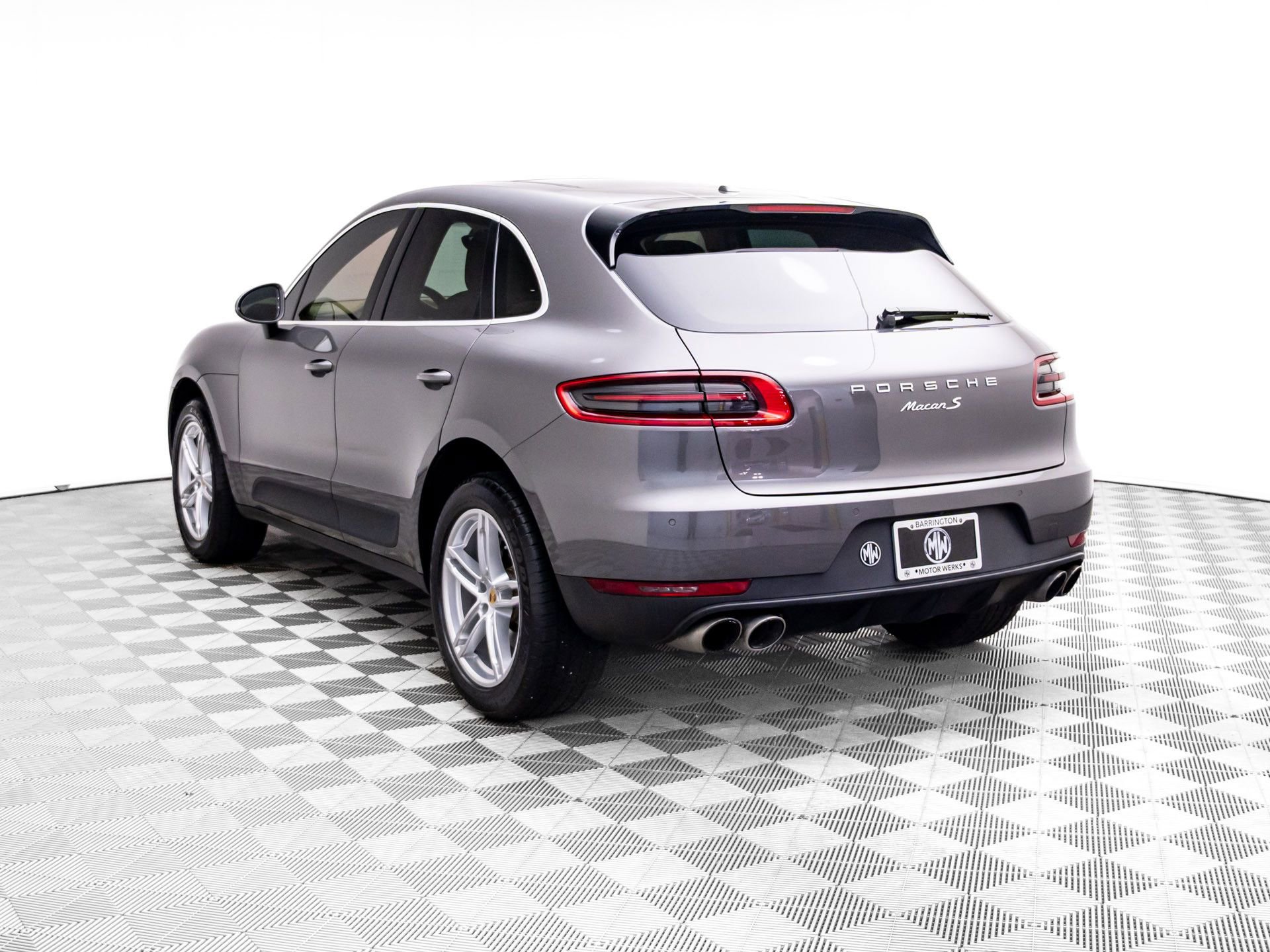 Used 2015 Porsche Macan S AWD/4WD image 3