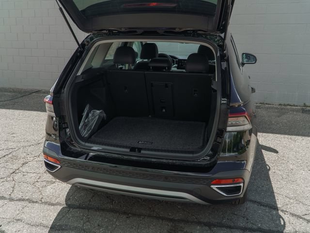 New 2026 Volkswagen Taos SE AWD/4WD image 6