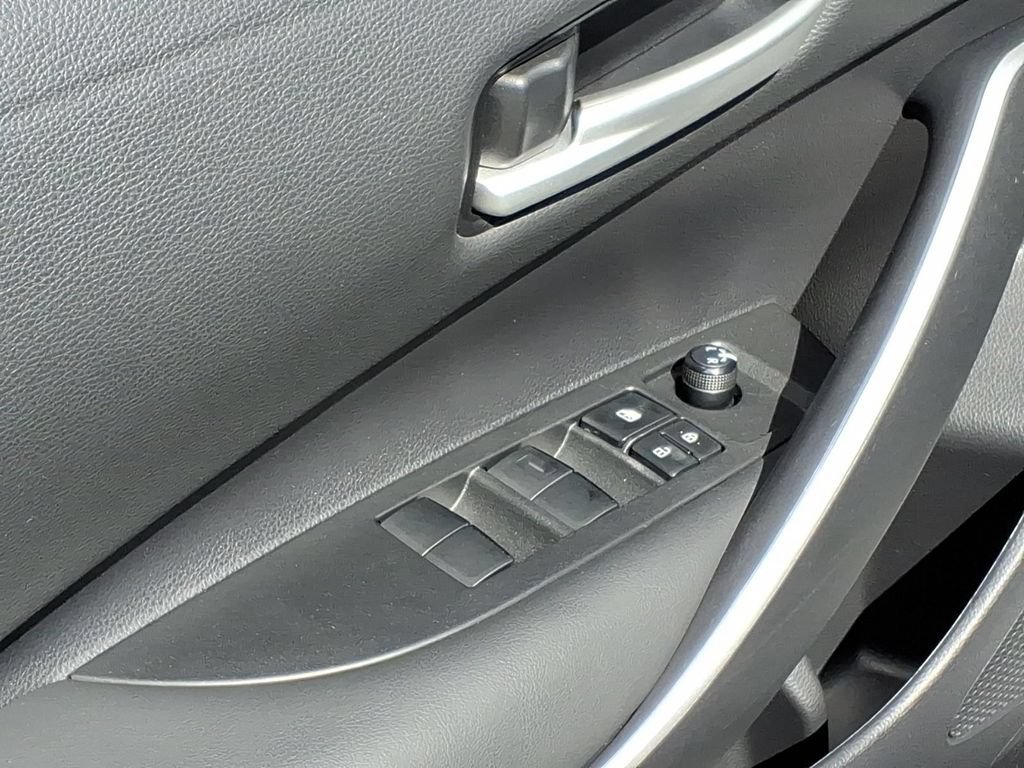 Used 2024 Toyota Corolla SE FWD image 16