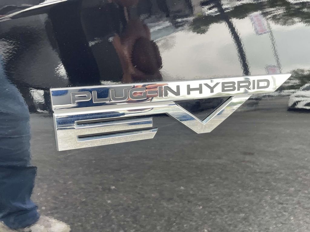 Used 2024 Mitsubishi Outlander SEL image 8