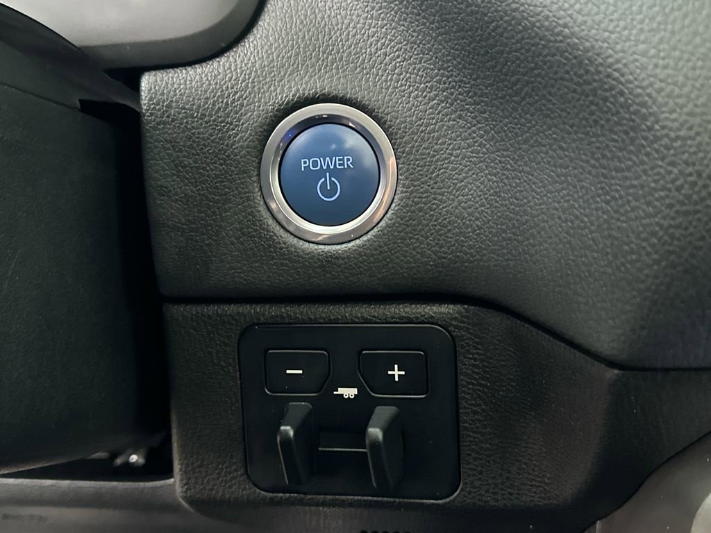 Used 2022 Toyota Tundra Limited image 37