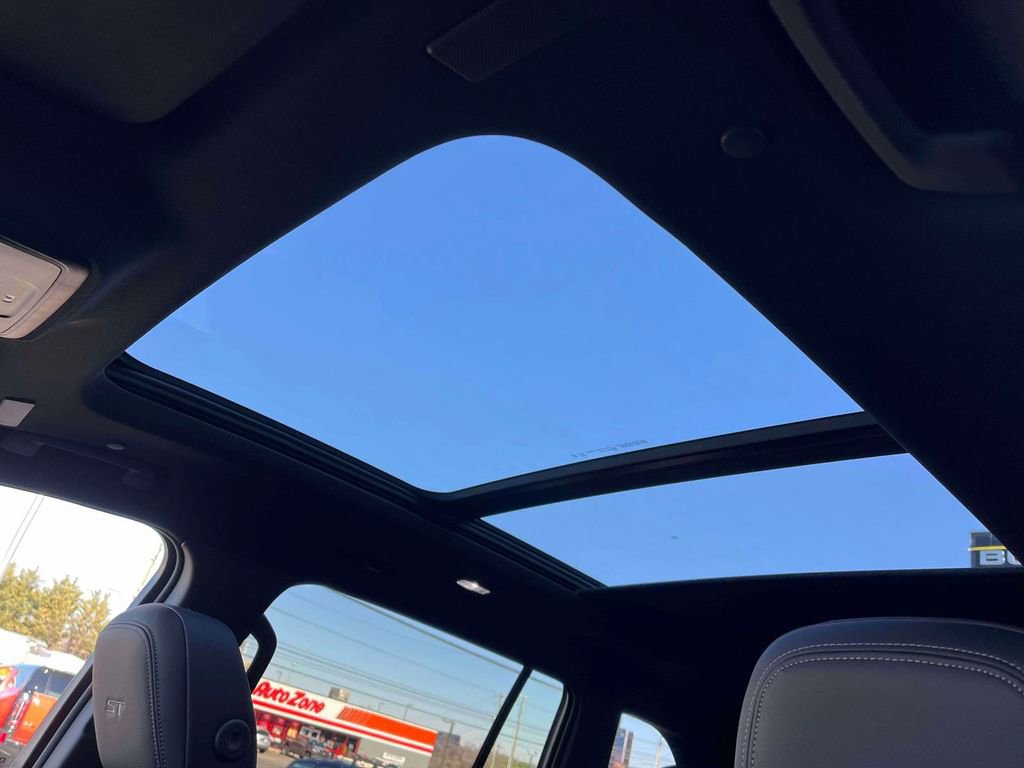 New 2026 Buick Enclave Sport Touring w/ Power Package image 30