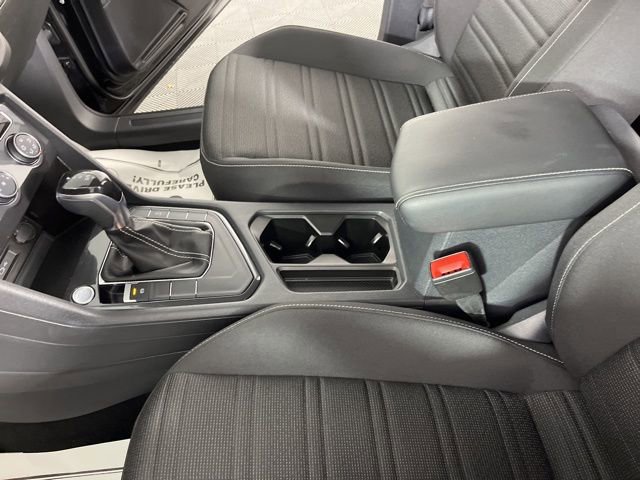 Used 2024 Volkswagen Tiguan S image 28