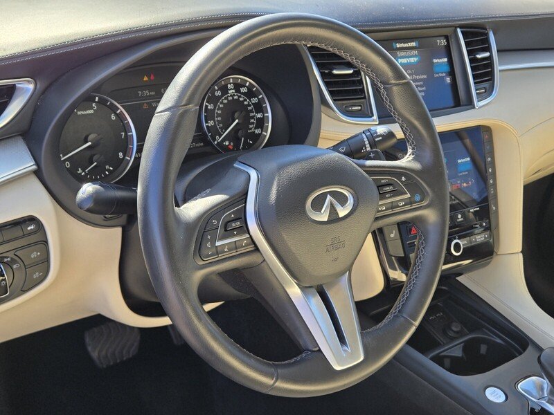 Used 2021 INFINITI QX50 Luxe AWD/4WD image 19