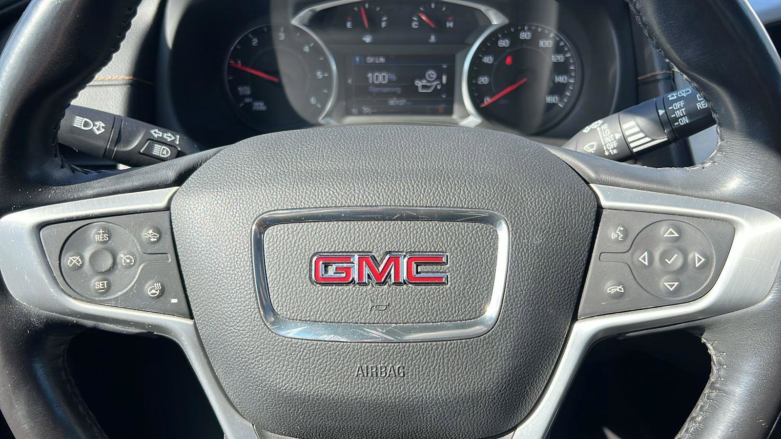Used 2018 GMC Terrain SLT w/ Infotainment Package II AWD/4WD image 32