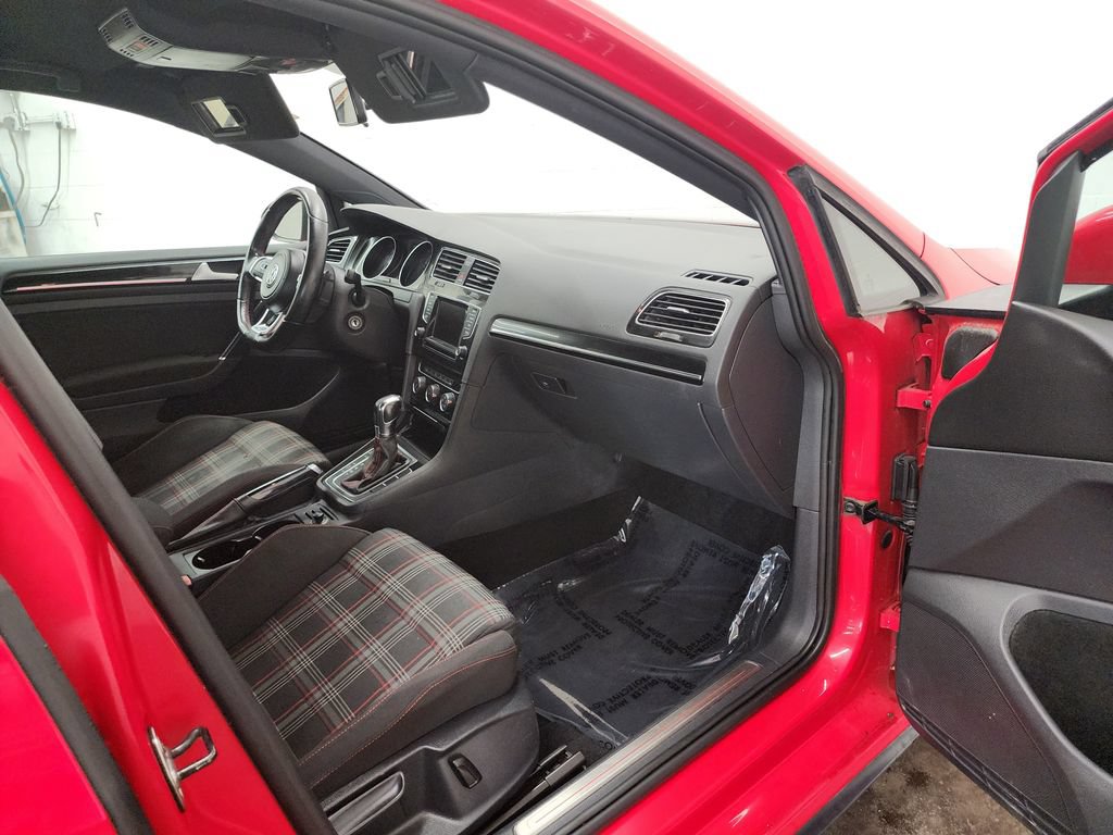 Used 2015 Volkswagen GTI S FWD image 28