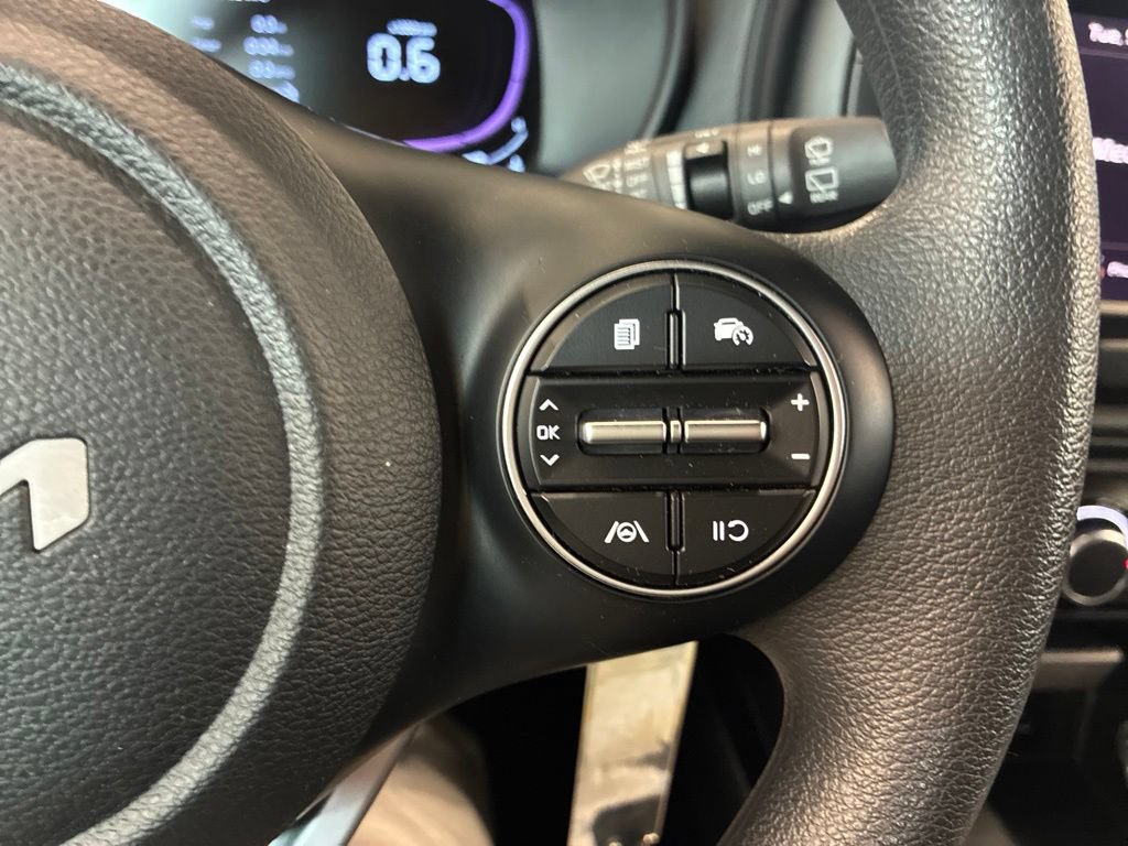 Certified 2023 Kia Soul LX w/ Option Group 015 FWD image 23