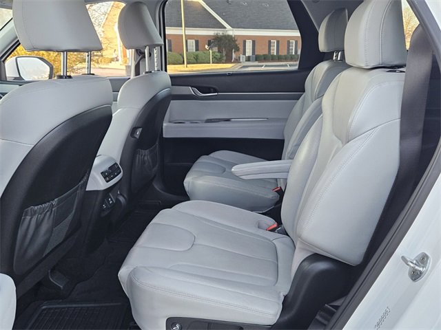 Used 2022 Hyundai Palisade SEL w/ Premium Package image 6