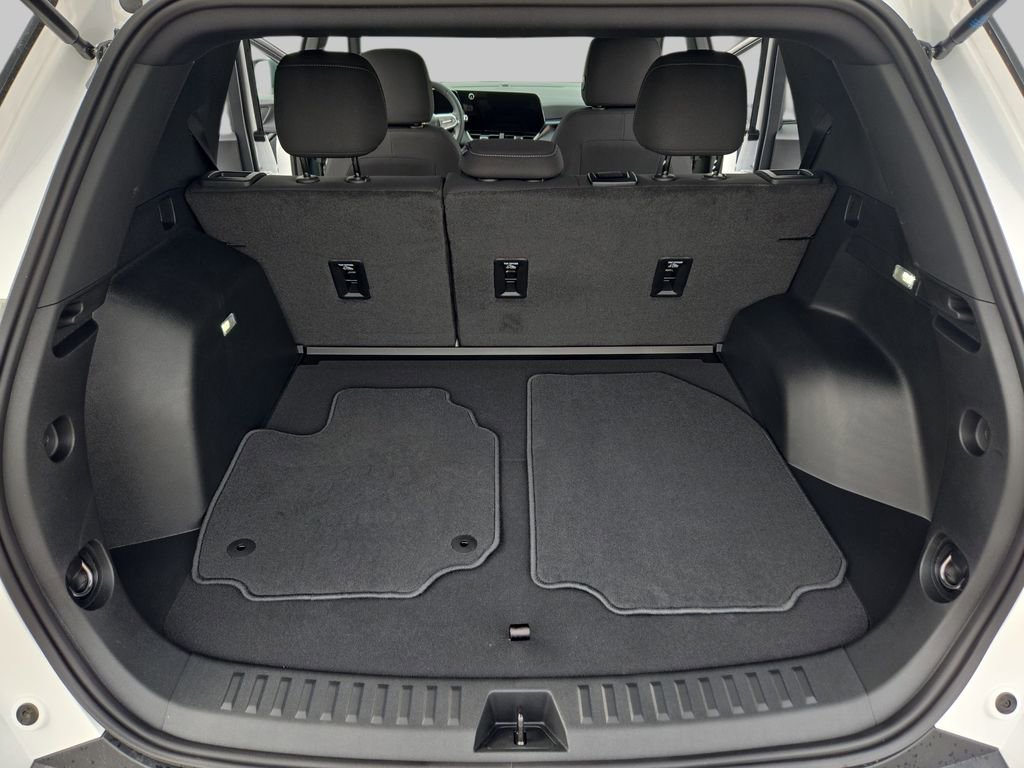 New 2026 Chevrolet Equinox LT w/ Safety and Technology Package FWD image 14