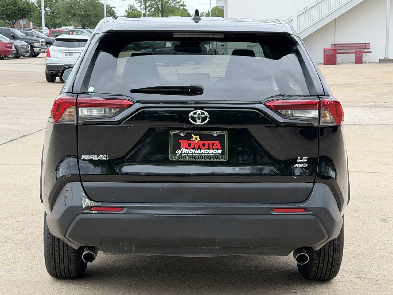 Used 2024 Toyota RAV4 LE image 5