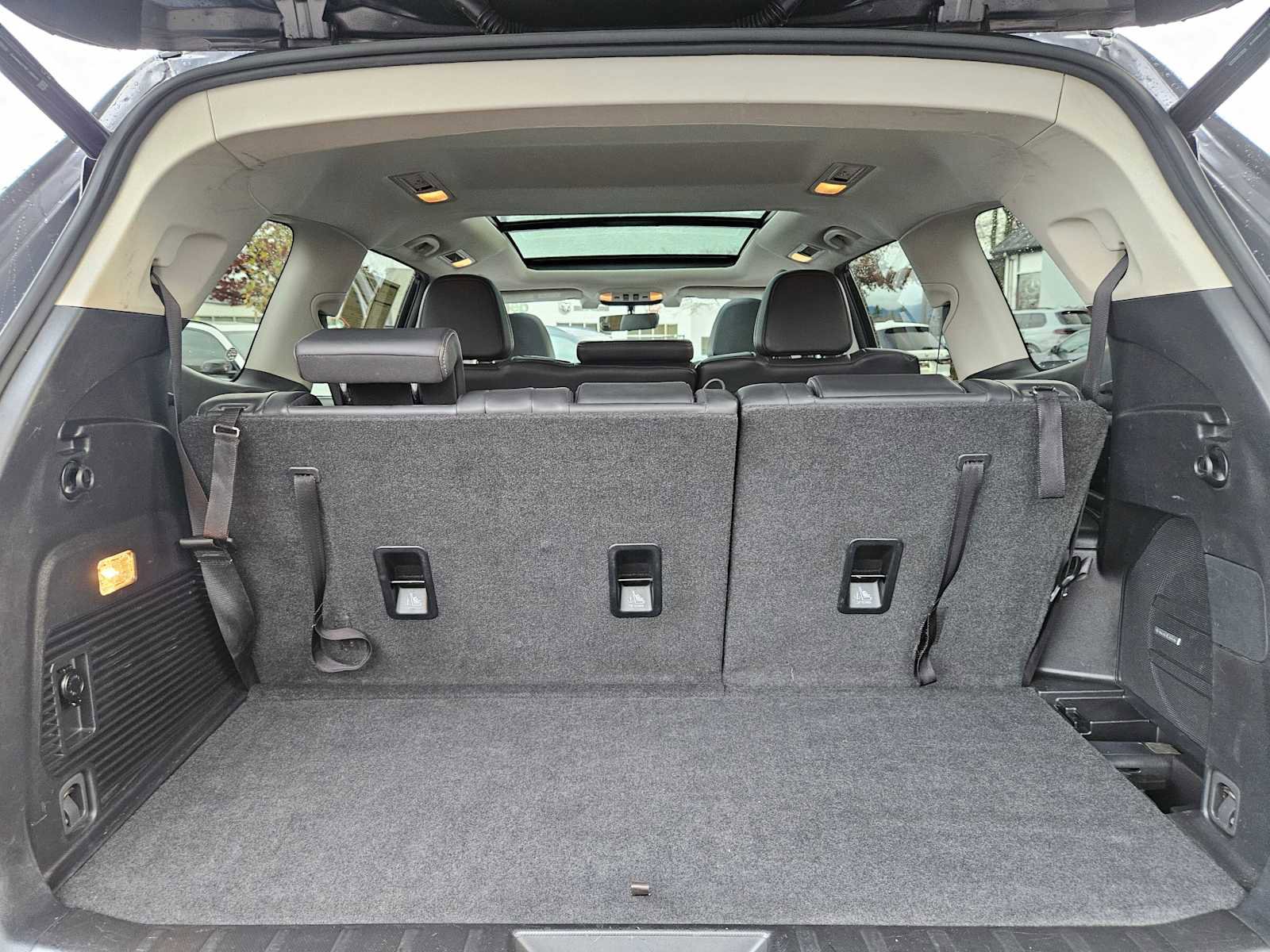 Used 2021 Subaru Ascent Limited w/ Technology Package image 18